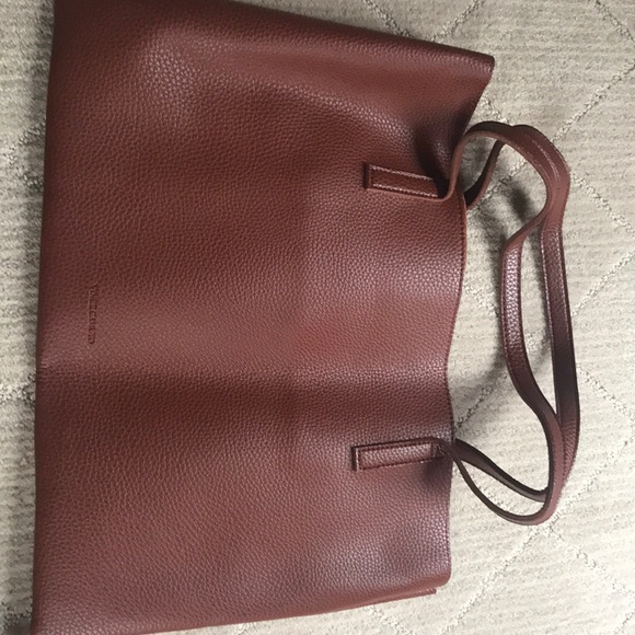 Vince Camuto NWOT Vegan tote - Picture 2 of 6